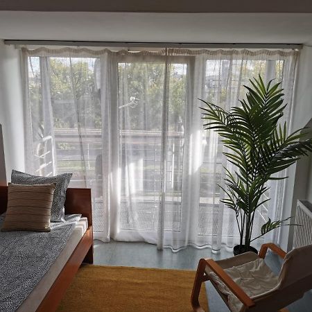 Hid Ifjusagi Szallo Hostel Dunaújváros Buitenkant foto