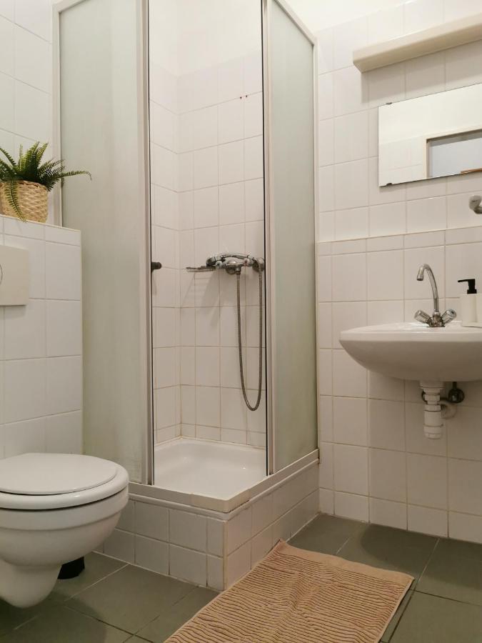 Hid Ifjusagi Szallo Hostel Dunaújváros Buitenkant foto